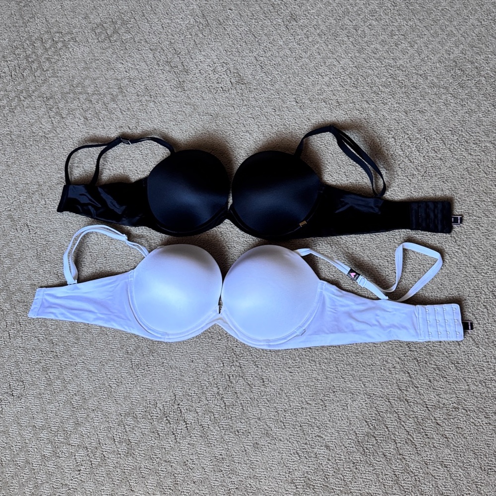 Brand new 2 Victoria's Secret Black and White Bra Set 34 DD